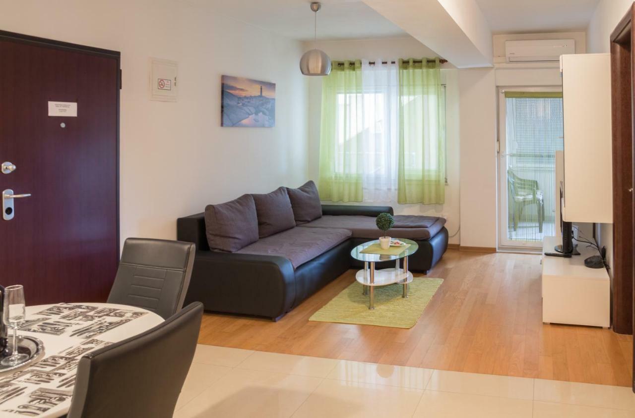 Apartment Gianluca Zara Esterno foto